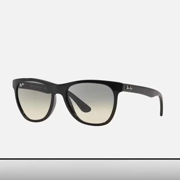 Ray-Ban ORB4184 54MM WayFarer Polarized Sunglasses w/case, Black, New in Box - Picture 1 of 9